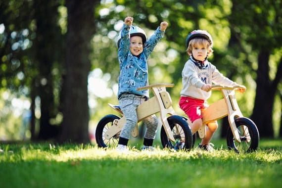 Comparatif draisienne enfant 2026 : quel modèle dès 2 ans 3 drasienne-sportif-enfants