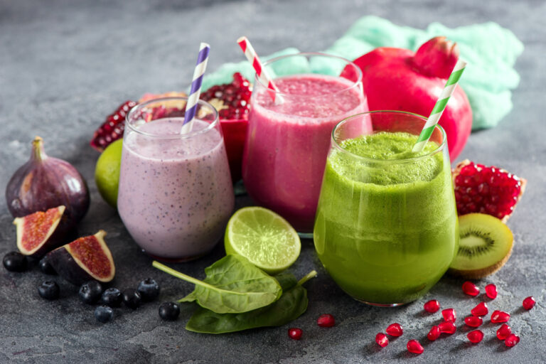 Smoothies à base de fruits et légumes : la boisson rafraîchissante et saine par excellence